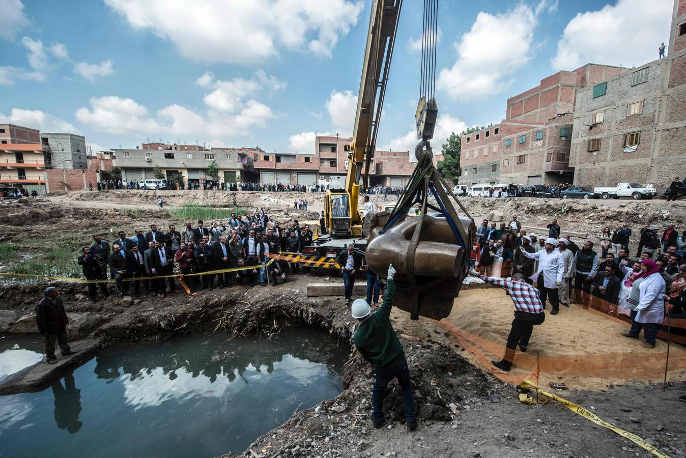 Descubren nuevas esculturas en El Cairo