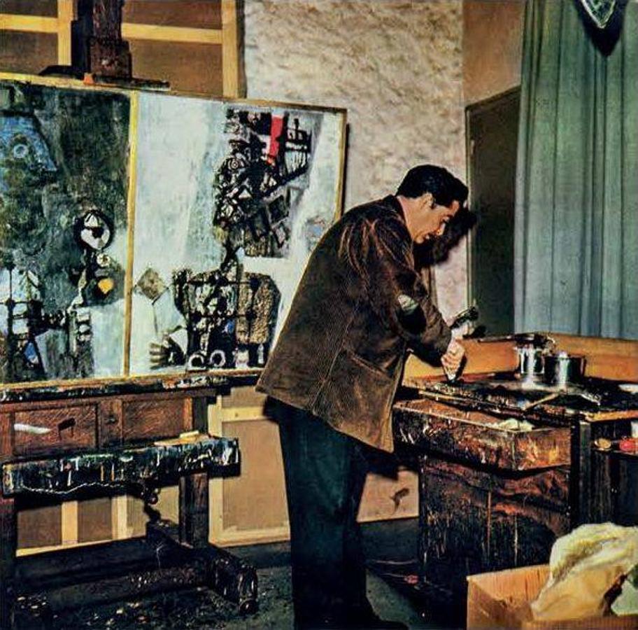 Antoni Clavé en su estudio, 1959