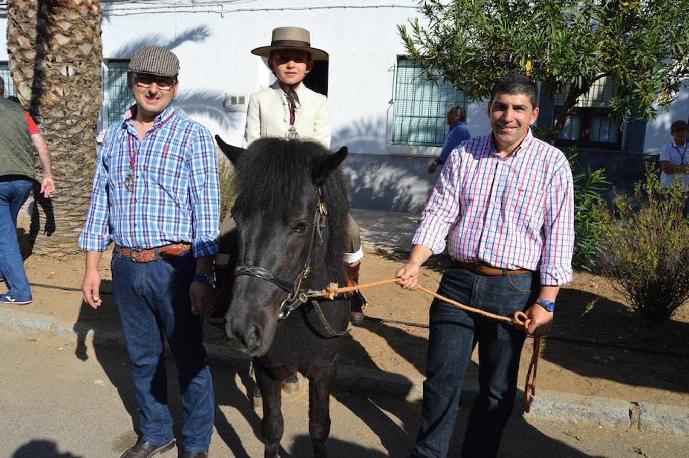 &#039;Dumbo&#039; se lleva el primer premio del concurso de carrozas de la romería de Piedraescrita