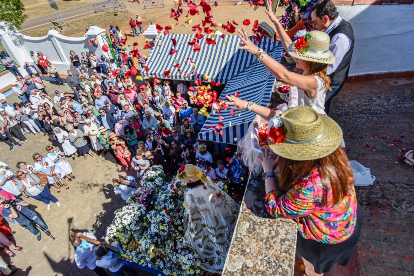 Domingo, 7 de mayo: La romería de la Virgen de Bótoa 2017 en Badajoz. Fotografía: JV Arnelas