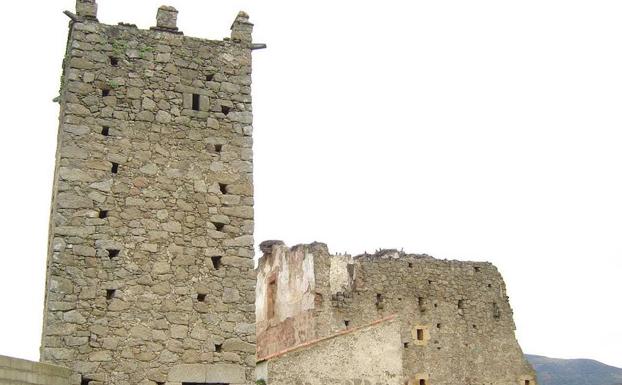 Restaurarán la torre del palacio de la familia Pizarro en Conquista de la Sierra
