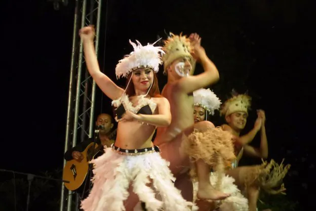 Actuación de un grupo chileno en el festival del 2016. :: MAM