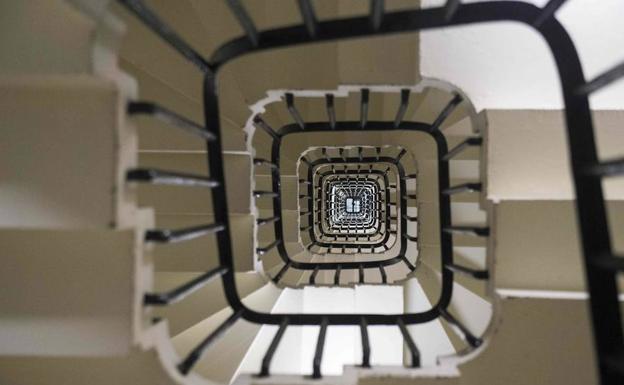 La escalera de caracol dentro de la torre de Big Ben.