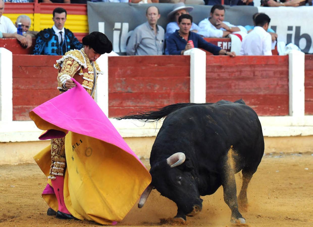 Ponce, Ferrera y El Juli salieron a hombros en la tarde del sábado 2 de septiembre en Mérida.