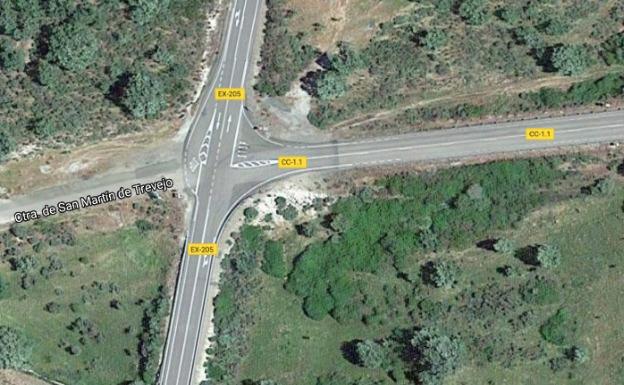 La salida de vía se registró en el cruce entre Valverde del Fresno y San Martín de Trevejo:: GoogleMaps