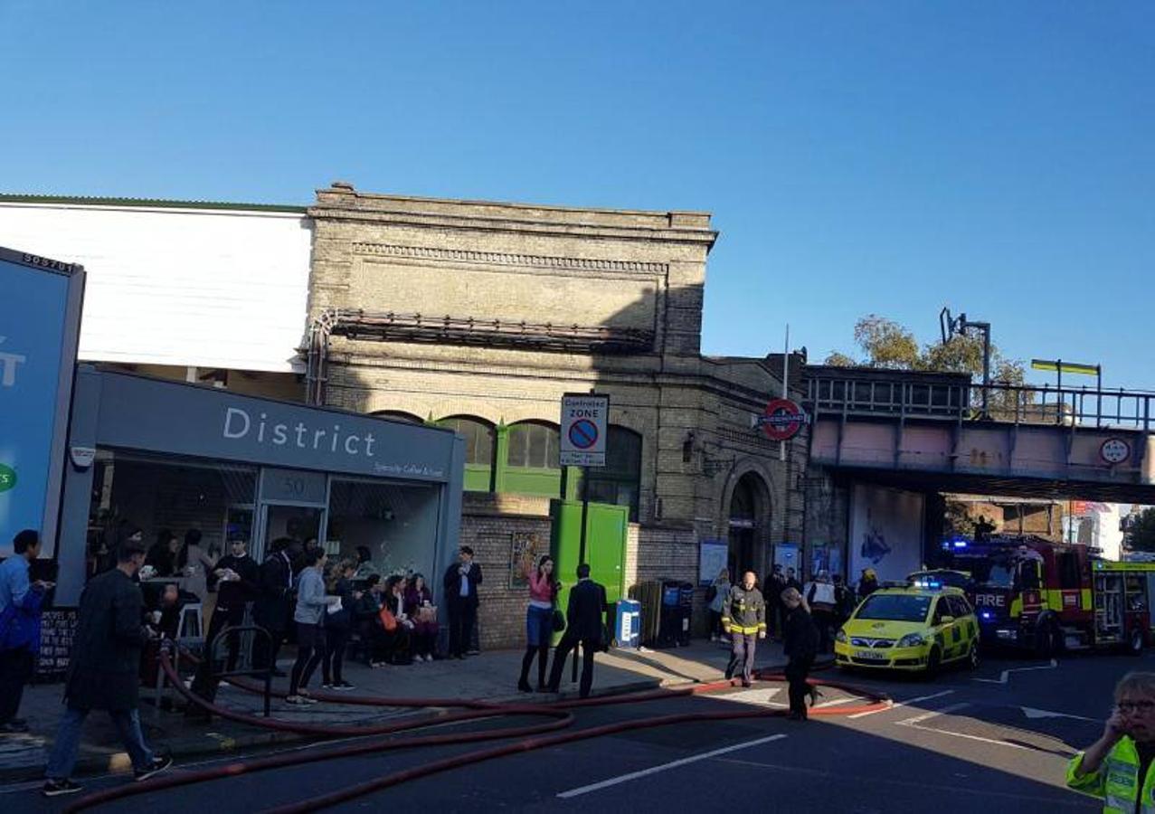 Un artefacto ha explotado en la estación de Parsons Green dejando escenas de pánico.