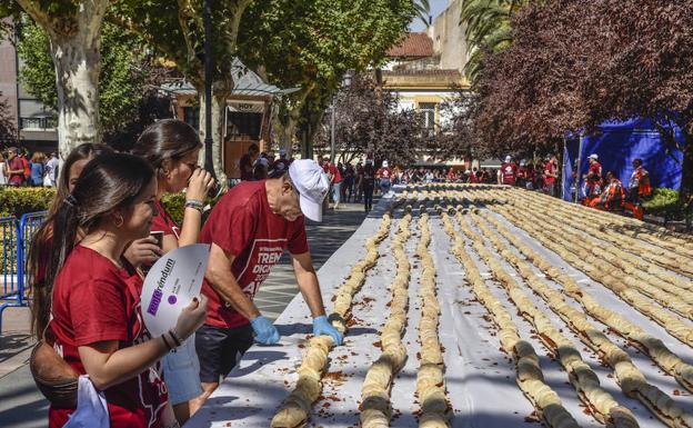 Se rellenaron 2.600 barras de pan con 60 kilos de prueba de cerdo