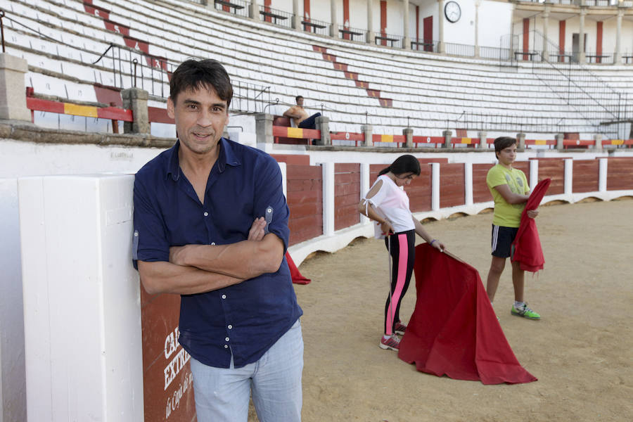 Dieciocho jóvenes forman parte de la Escuela Taurina de Cáceres, que dirige Manuel Bejarano