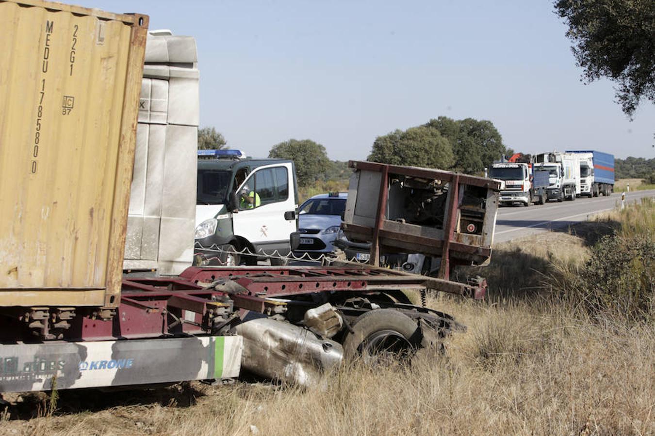 El suceso ha tenido lugar en la Ex-100, carretera que une Cáceres con Badajoz