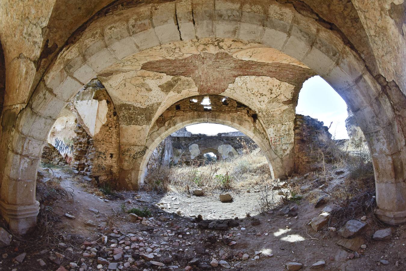 La Junta y tres organizaciones ultiman un plan para restaurar el convento de San Antonio en Garrovillas