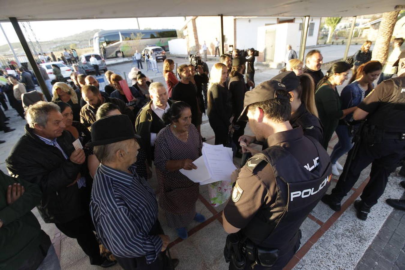 El juicio, que cuenta con 117 acusados, se celebra en el salón de actos de la Facultad de Empresa, Finanzas y Turismo de Cáceres.