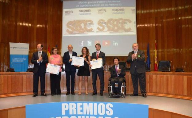 Los premiados durante la gala del Premio 'Súper Cuidadores'.