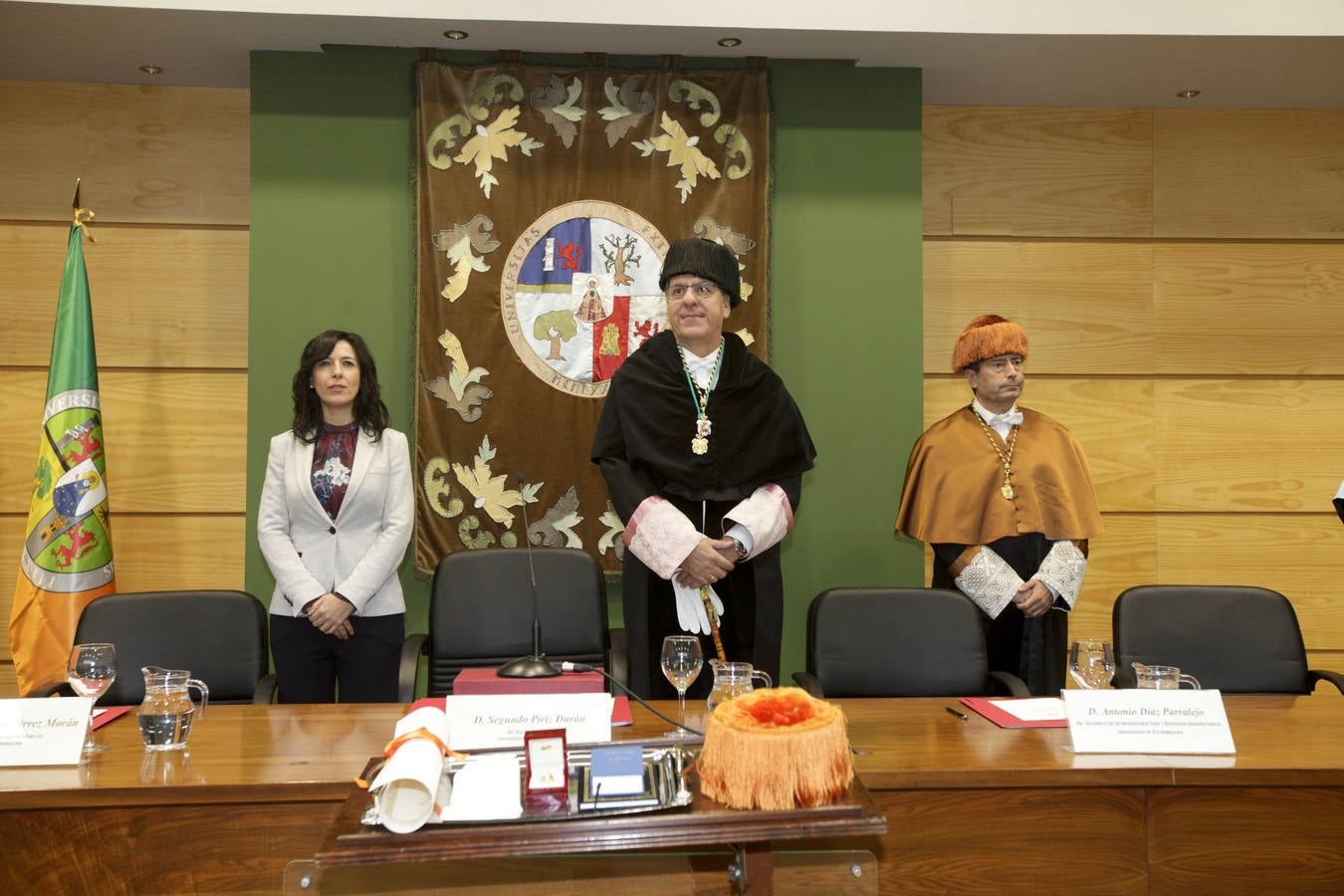 El Catedrático de Economía Financiera de la Universidad de Barcelona y, desde ayer lunes, investido como Doctor Honoris Causa de la Universidad de Extremadura