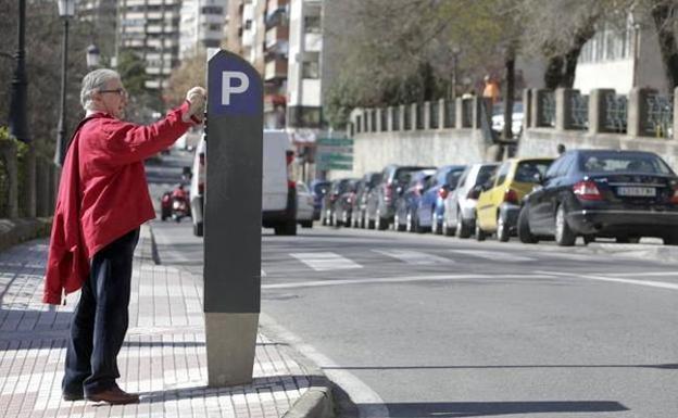 Los conductores sabrán en tiempo real dónde pueden aparcar en Cáceres