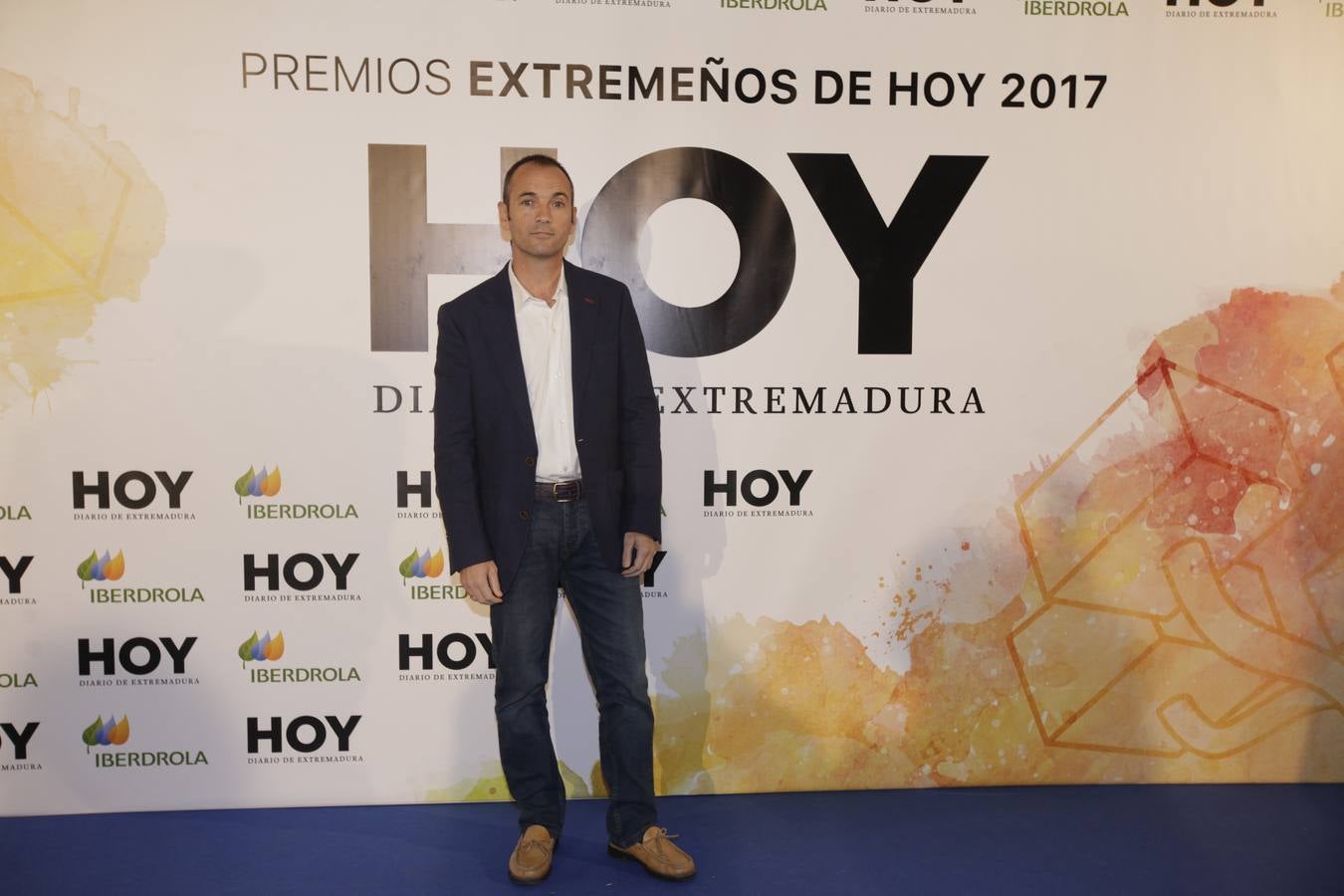 Los invitados que asistieron a la gala de Extremeños de HOY, posaron en el photocall 