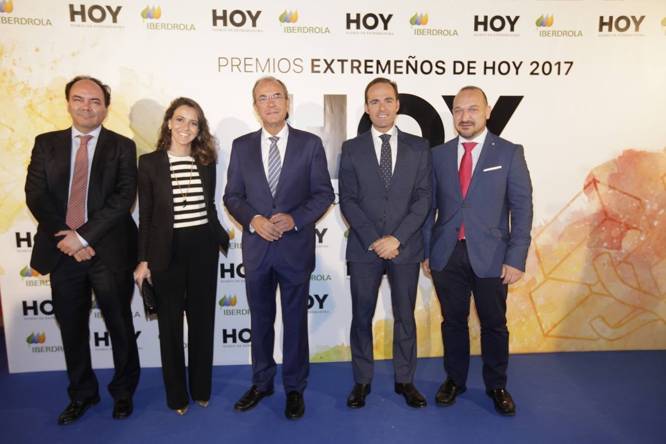 Los invitados que asistieron a la gala de Extremeños de HOY, posaron en el photocall 