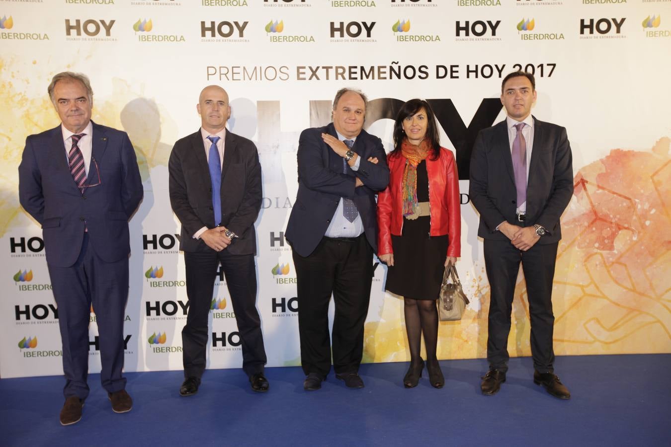 Los invitados que asistieron a la gala de Extremeños de HOY, posaron en el photocall 