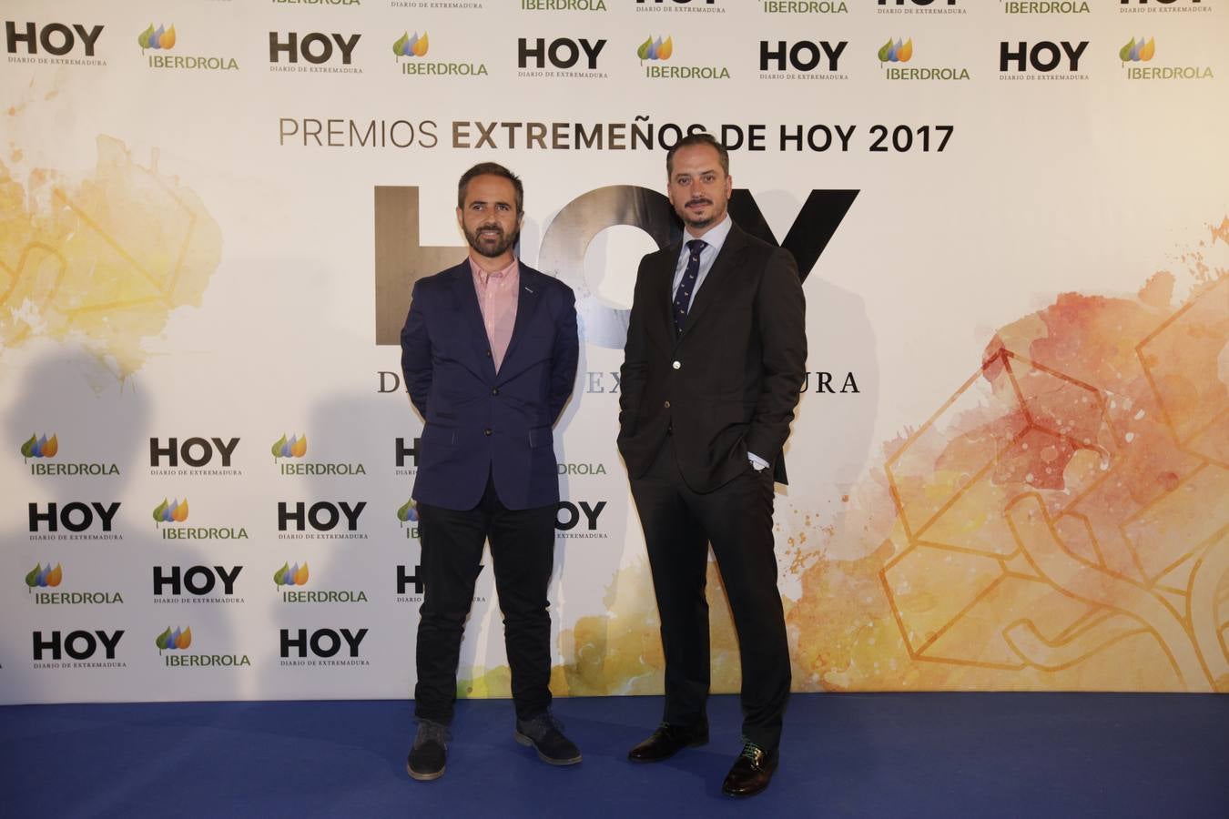 Los invitados que asistieron a la gala de Extremeños de HOY, posaron en el photocall 