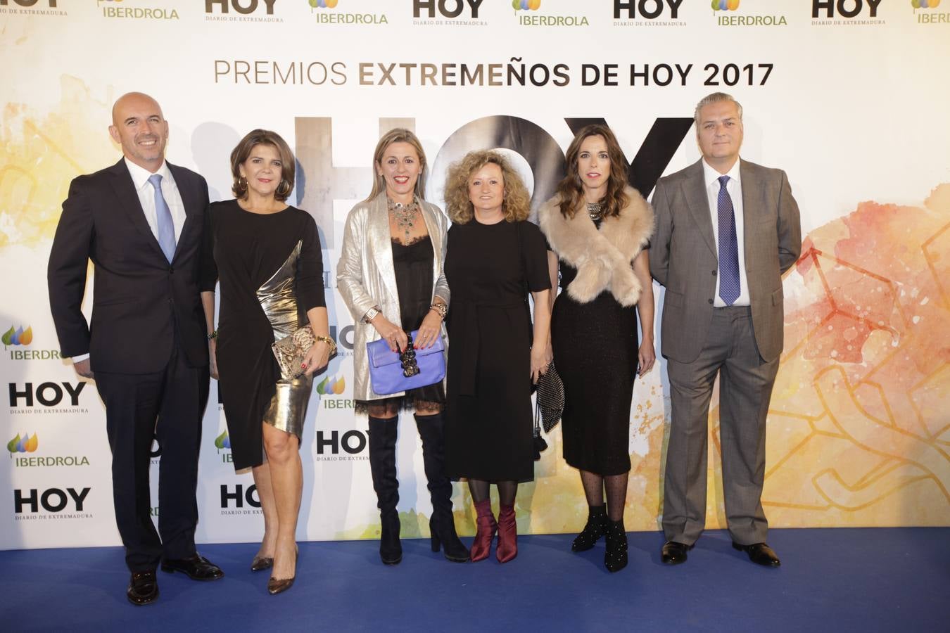Los invitados que asistieron a la gala de Extremeños de HOY, posaron en el photocall 