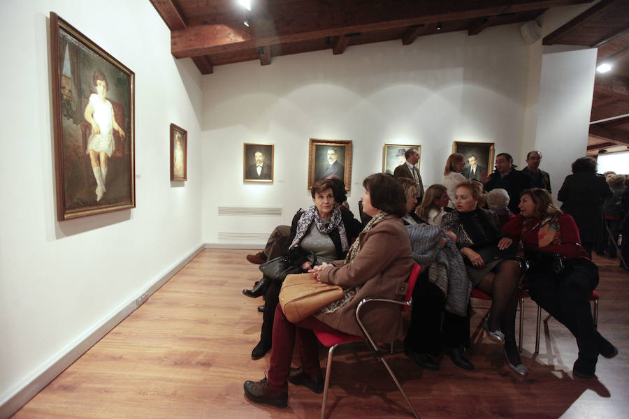 Pertenecen a la Fundación Caja Extremadura y se trata de obras de Bermudo, Sánchez-Varona o Hermoso, entre otros