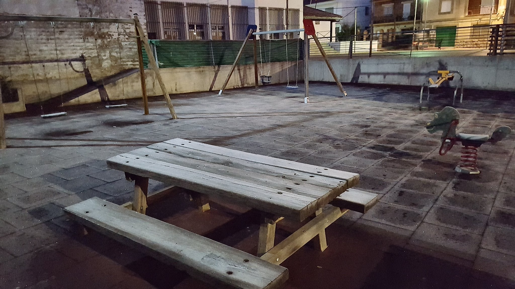 La masa de frío polar trae a Extremadura temperaturas bajo cero grados y bancos de niebla