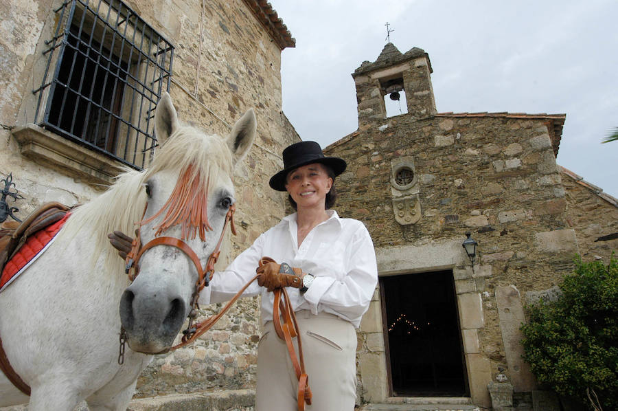 La condesa viuda de Romanones, en su finca Pascualete, próxima a Trujillo.