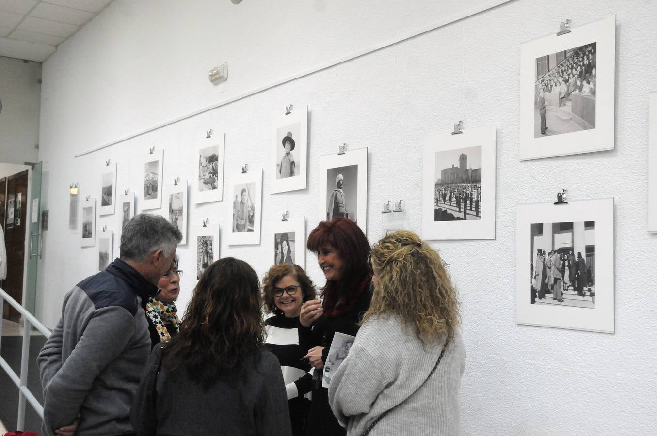 Ya se puede ver en la sala de exposiciones del centro asociado de la UNED de Mérida la exposición ‘Fotógrafos americanos en España. Batalla de las imágenes en la prensa ilustrada (1949-1951).Se puede visitar hasta el próximo 20 de enero.