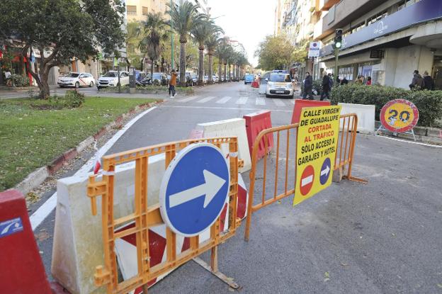 Los automovilistas deben tomar por la Madrila. :: a. méndez