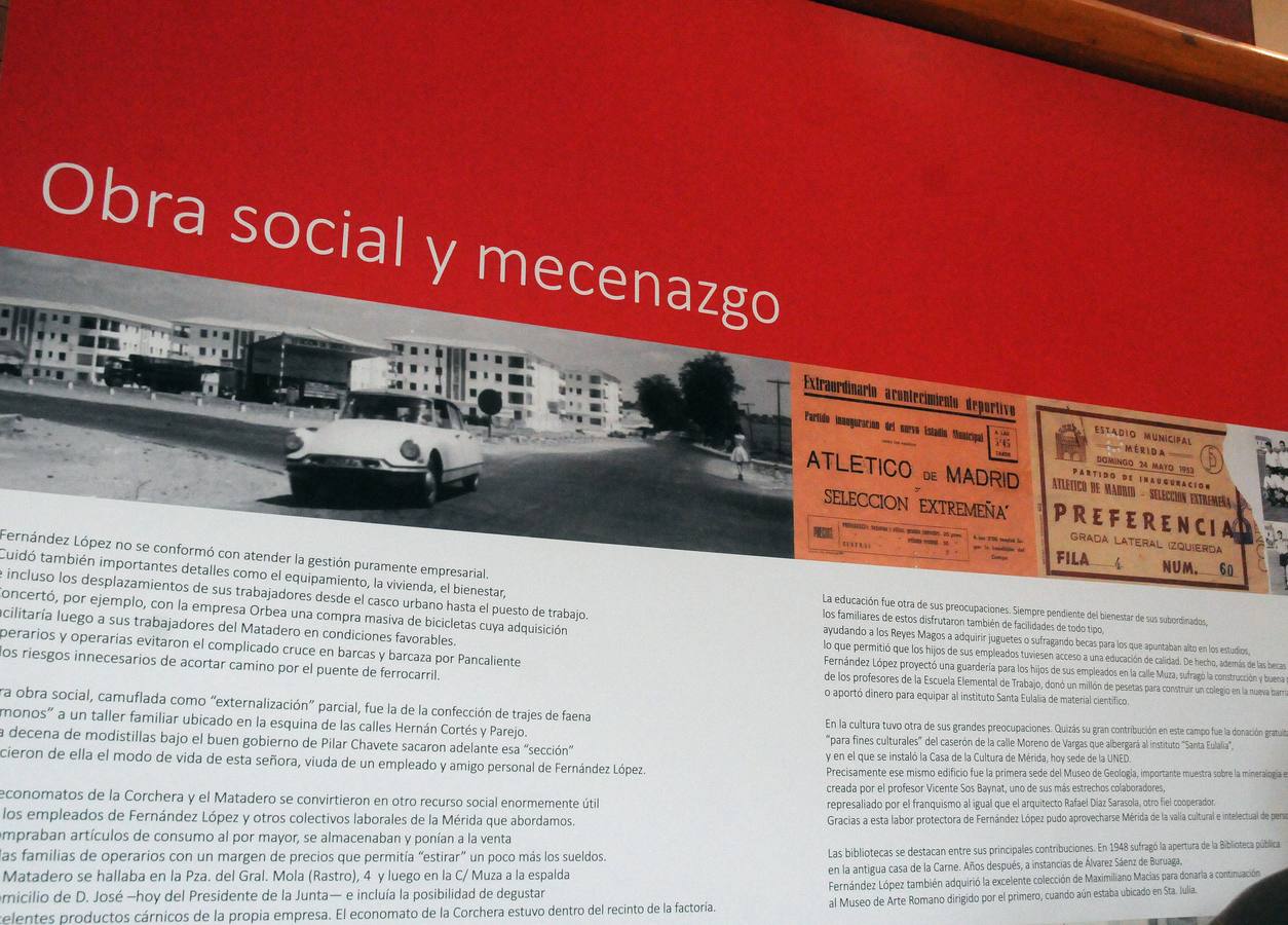 Ya se puede ver en el centro cultural Alcazaba la exposición ‘Cuando sonaba la sirena. José Fernández López y la Mérida industrial’, que fue inaugurada por el alcalde, la secretaria general de Cultura de la Junta de Extremadura, Miriam García, y Luis Fernández, hijo del industrial.