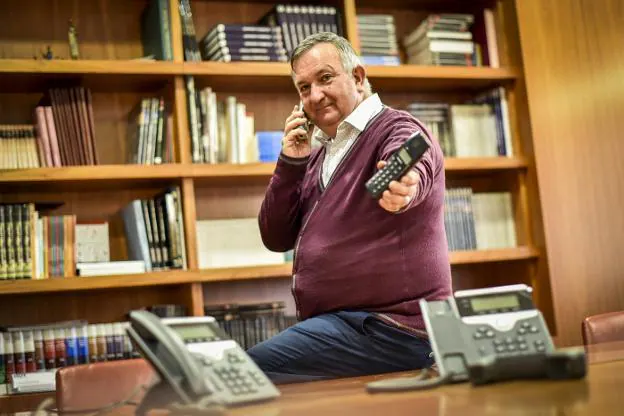 Rafael de Tena, fundador del Teléfono de la Esperanza en Marruecos. :: josé vicente arnelas