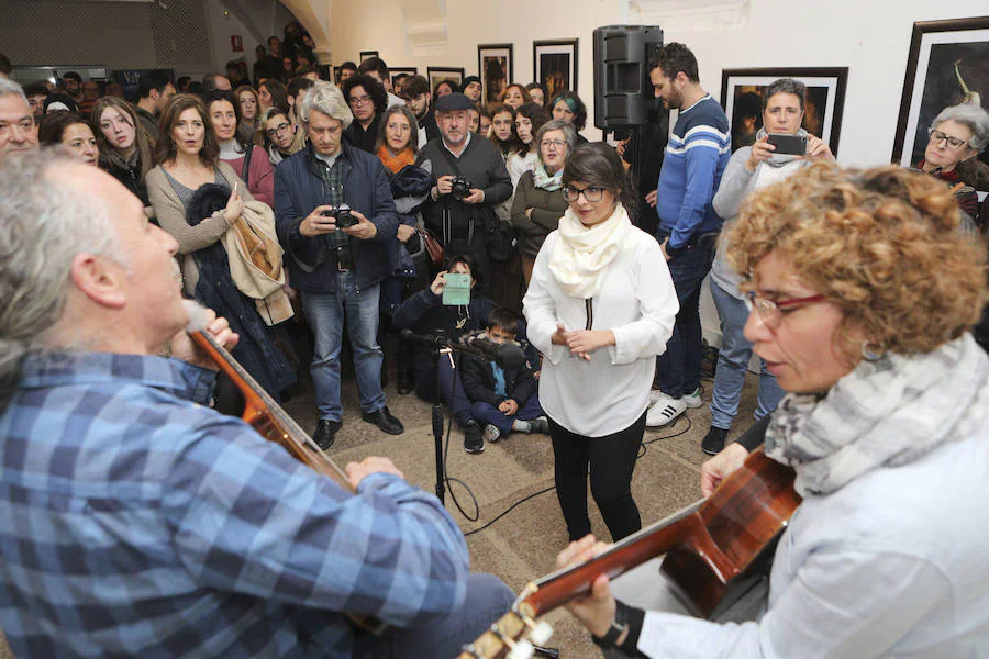 Inauguración de la muestra del IES El Brocense.