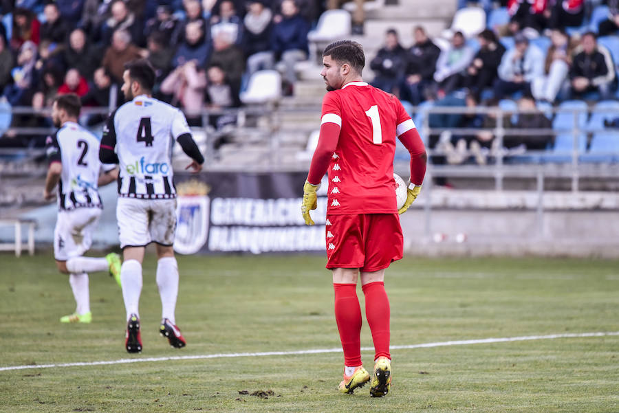 Guzmán, Álex Rubio y Fran Morante muestran el camino de la salvación ante el Écija