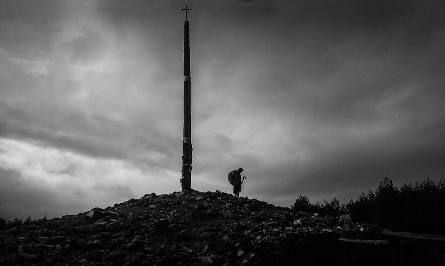 La Cruz del Fierro es uno de los hitos y puerta del Bierzo.