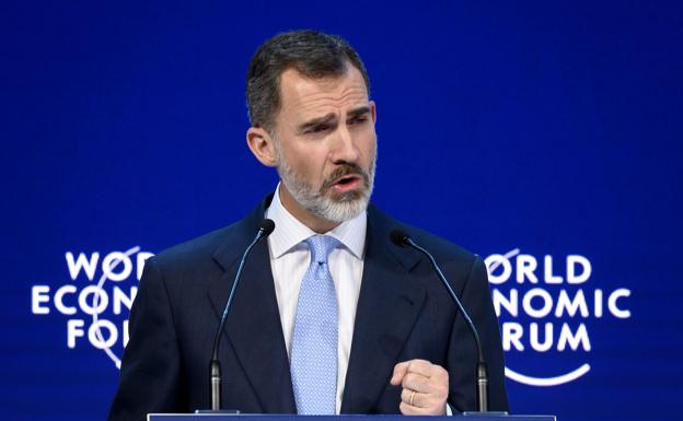 Felipe Vi, en un momento de su intervención en la estación alpina. 