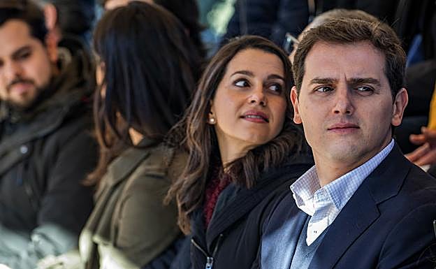El presidente de Ciudadanos e Inés Arrimadas durante la Ejecutiva que se celebró el viernes pasado en Toledo. 