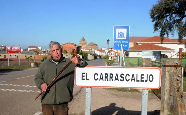 osé Antillano, alcalde de El Carrascalejo desde hace 26 años.: BRÍGIDO