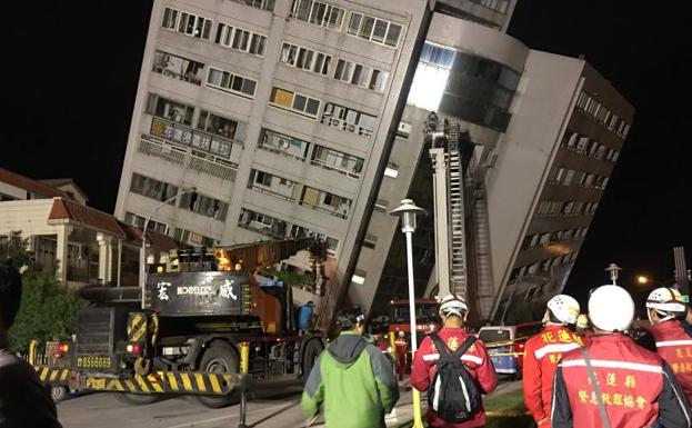 Vista del hotel Tongshuai dañado tras el terremoto.