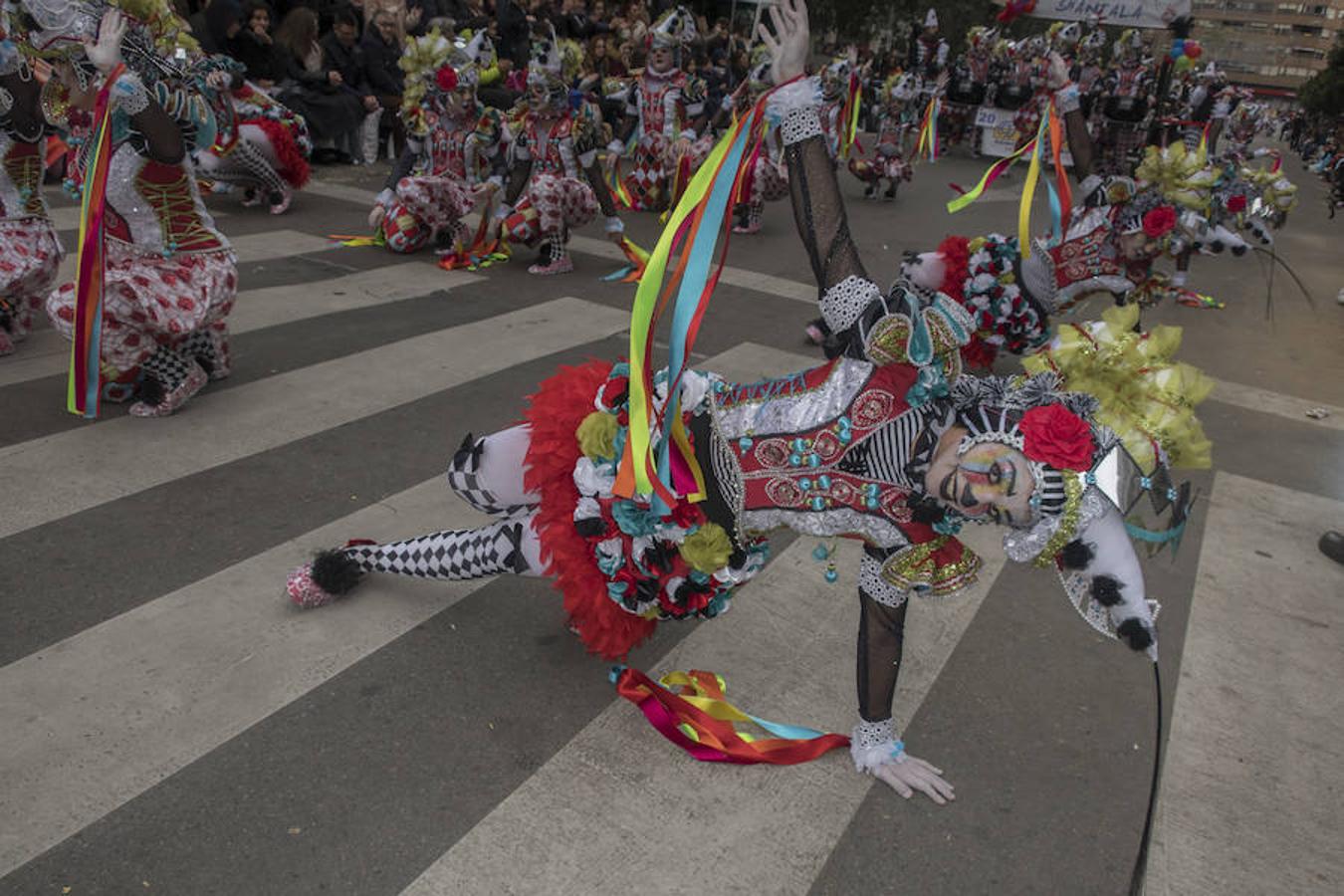 Shantala mostró su visión de la comedia del arte, un tipo de teatro popular nacido a mediados del siglo XVI en Italia. Lo hace a través de tres personajes: Arlequín, Pierrot y Colombina