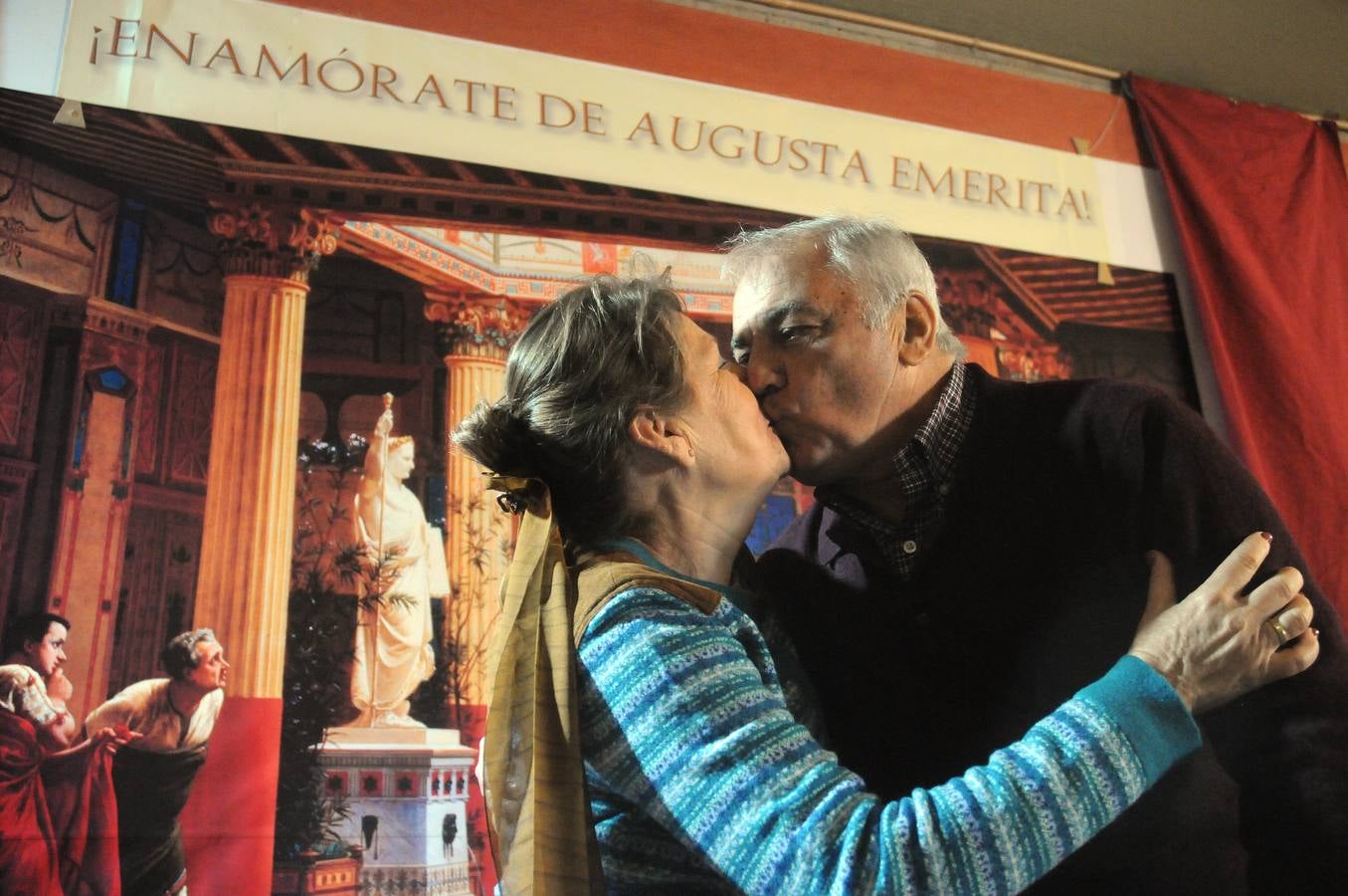 El Museo Nacional de Arte Romano, como en años anteriores y coincidiendo con la Festividad de San Valentín, organiza la actividad ‘Enamórate de Augusta Emerita’. Los participantes recibirán junto con la fotografía, un tarrito de perfume como los que utilizaban los romanos para guardar los aromas.