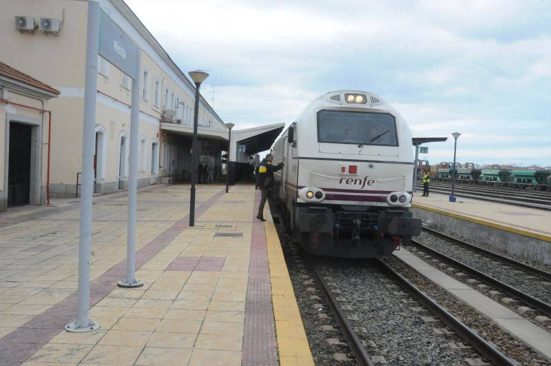 Renfe ha estado probando el convoy que regresa a Extremadura tras su desaparición en 2010