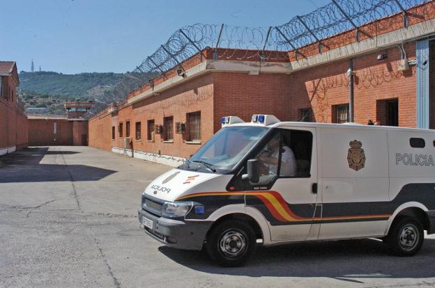 Centro penitenciario de Cáceres, donde ocurrieron los hechos. :: HOY