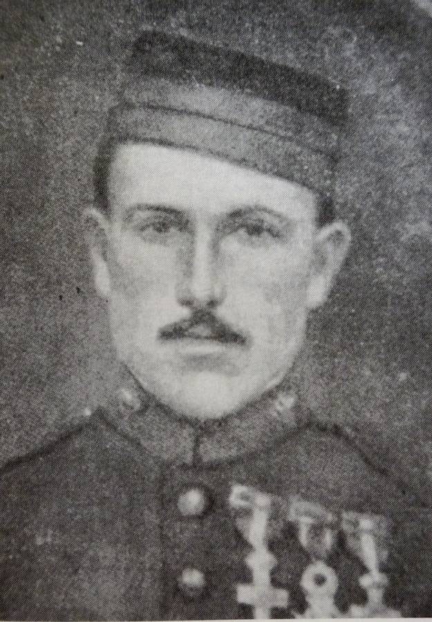 16-Cesáreo Moreno, héroe de Navas del Madroño.