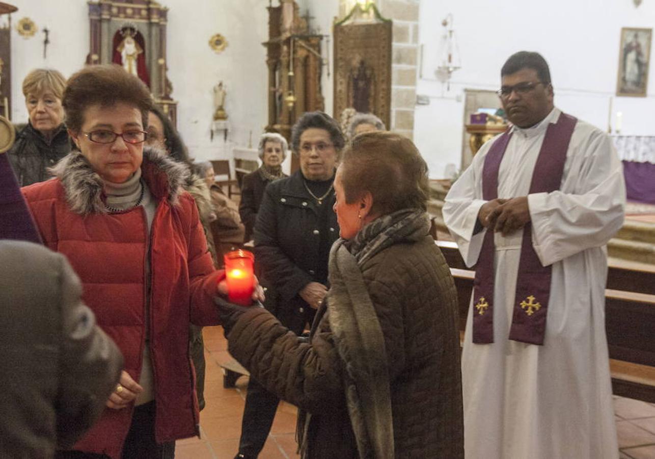 La falta de vocaciones obliga a la Iglesia a reclutar sacerdotes de 70 países