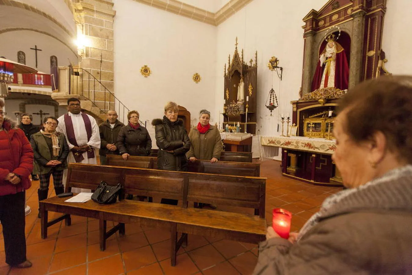 La falta de vocaciones obliga a la Iglesia a reclutar sacerdotes de 70 países