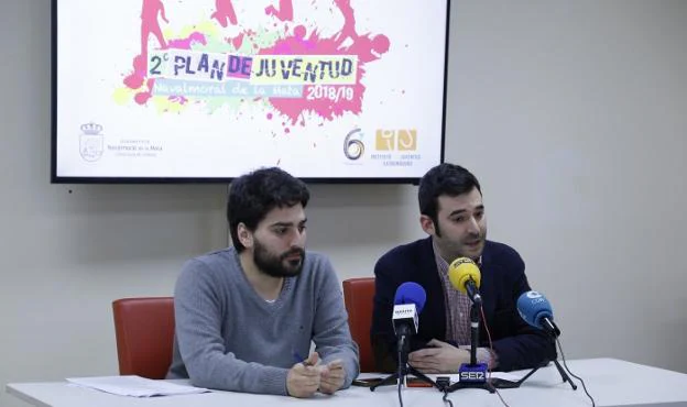 Iñaki Rodríguez y Felipe González en la presentación del plan. :: Edu