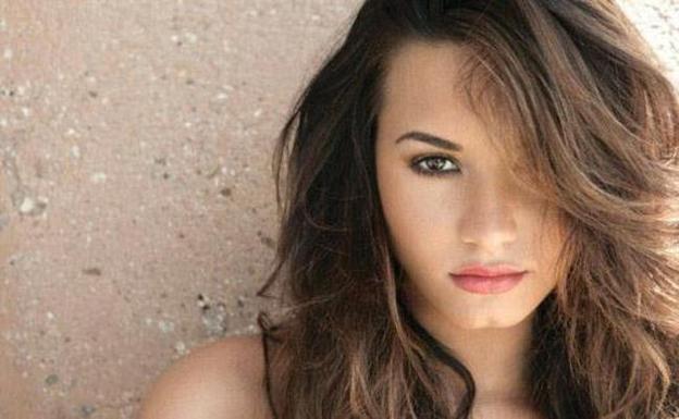 Demi Lovato cumple 6 años sin probar el alcohol 