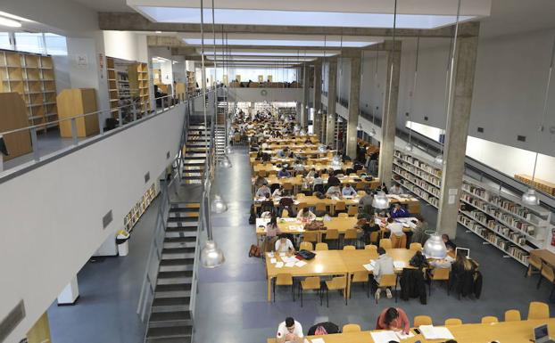 Biblioteca Central de la UEx en Cáceres