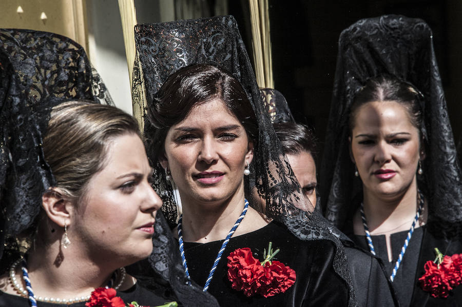 El Domingo de Ramos, un año más, contó con miles de pacenses en la calle y fue una de las procesiones más familiares