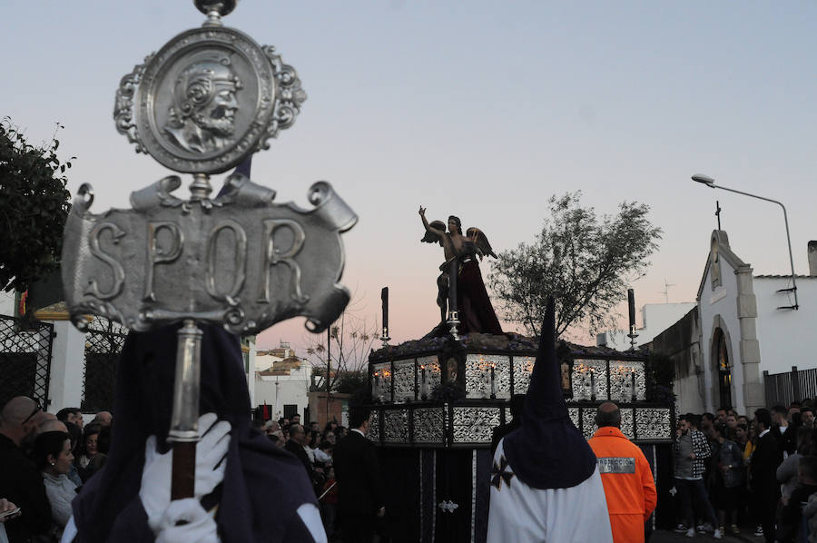 Hermandad y Cofradía de Nazarenos del Santísimo Cristo del Calvario.