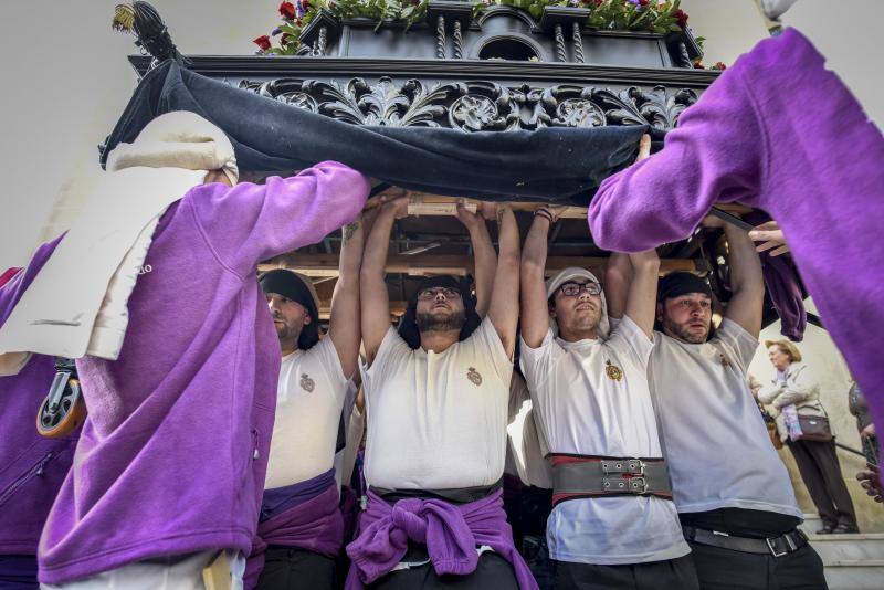 Cofradía de la Sagrada Resurección de Nuestro Señor Jesucrito, Cristo de la Caridad en su Sentencia y María Santísima de la Aurora. 